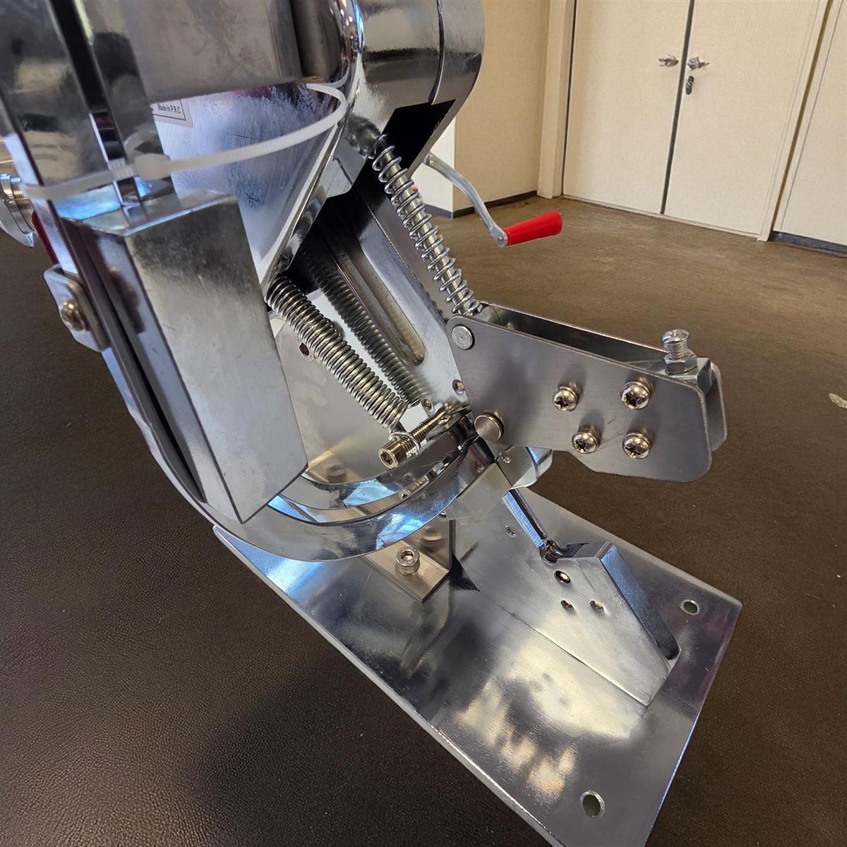 Manueller Wurstclipper aus Edelstahl